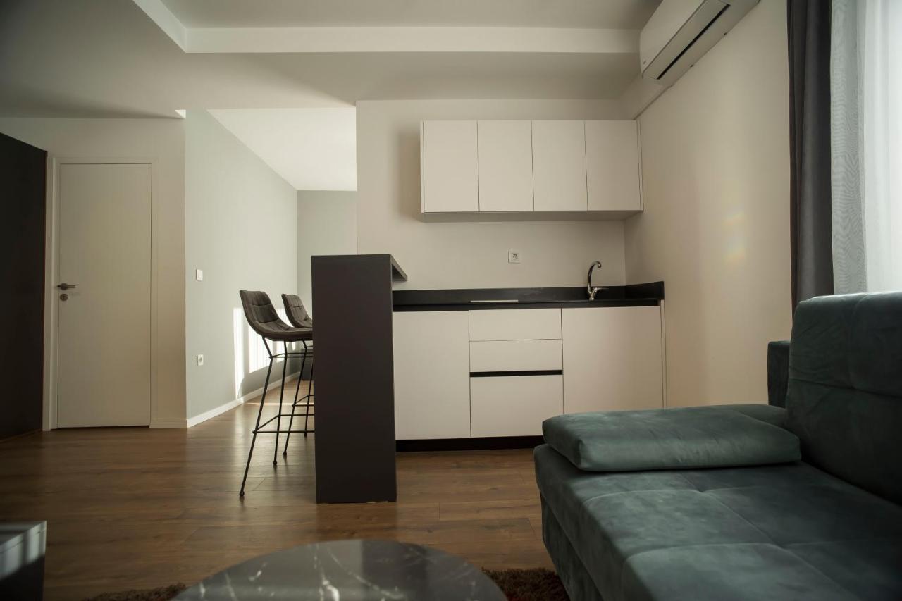 פרישטינה Lux Apartments מראה חיצוני תמונה